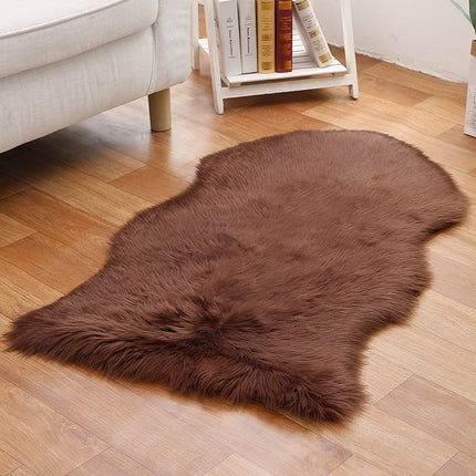 Irregular Faux Fur Rugs Super Soft Fluffy Faux Sheepskin Rugs Deerskin Pile Non-Slip Backing Shaggy Rug Pads