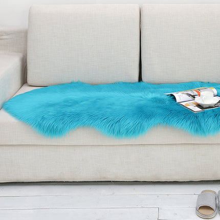 Irregular Faux Fur Rugs Super Soft Fluffy Faux Sheepskin Rugs Deerskin Pile Non-Slip Backing Shaggy Rug Pads