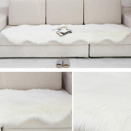 Irregular Faux Fur Rugs Super Soft Fluffy Faux Sheepskin Rugs Deerskin Pile Non-Slip Backing Shaggy Rug Pads