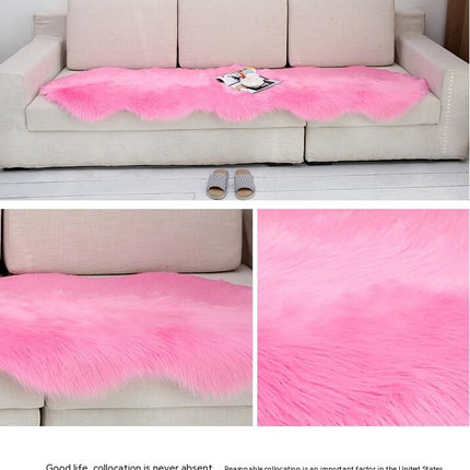 Irregular Faux Fur Rugs Super Soft Fluffy Faux Sheepskin Rugs Deerskin Pile Non-Slip Backing Shaggy Rug Pads