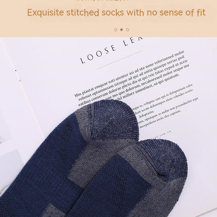 Wool Socks for Men and Women Warm Thermal Wool Socks For Hiking, Crew Style, Moisture Wicking-E