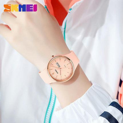 Women's Quartz Watch Date and Day Silicone Strap Waterproof Watches