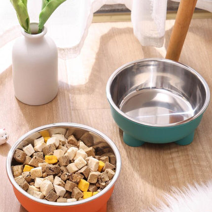 Stainless steel pet dog bowl is anti slip and easy to clean indoors