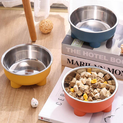 Stainless steel pet dog bowl is anti slip and easy to clean indoors