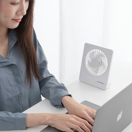 Small Desk Fan, Portable USB Rechargeable Fan, 160 degrees Tilt Personal Mini Fan 3 Speed for Office Home Camping