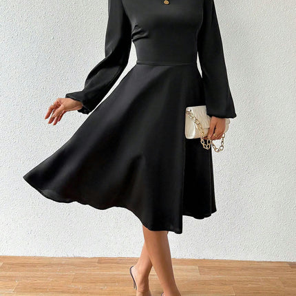 Women's Casual Crewneck Tie Back Backless Dress Long Sleeve A Line Flowy Midi Dress