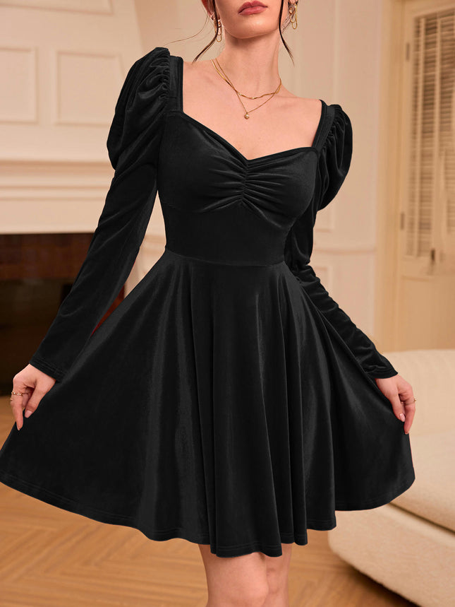 Women's Velvet Mini Dress Long Sleeve Sweetheart Neck A Line Flowy Cocktail Party Dresses