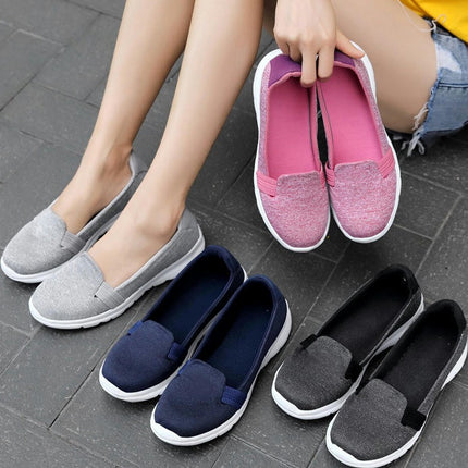 Women's Slip On Flats Lightweight Breathable Non-Slip Walking Shoes