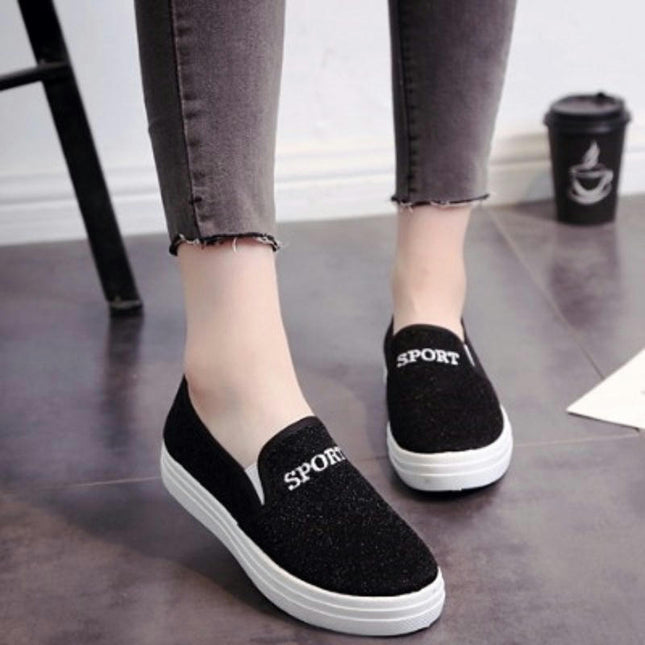 Slip On Shoes for Women Comfortable Breathable Loafer Flat Shoes