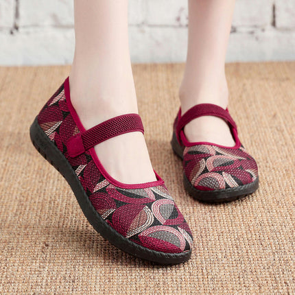 Women's Slip On Travel Soft Sole Comfortable Shoes Outdoor Mesh Fashion Hollow Shoes