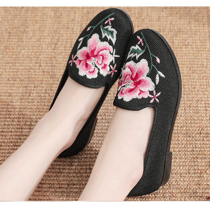 Women Fashion Round Toe Comfort Slip-On Breathable Ladies Casual Flat Shoes