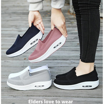 Women Fashionable Round Toe Flat Bottom Mesh Breathable Slip On Shoes