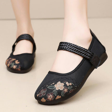 Women's Chinese Traditional National Style Embroidered Shoes Walk Show Shoes