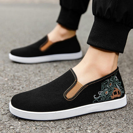 Men's Breathable Casual Lightweight Slip-On Comfortable Outdoor Shoes