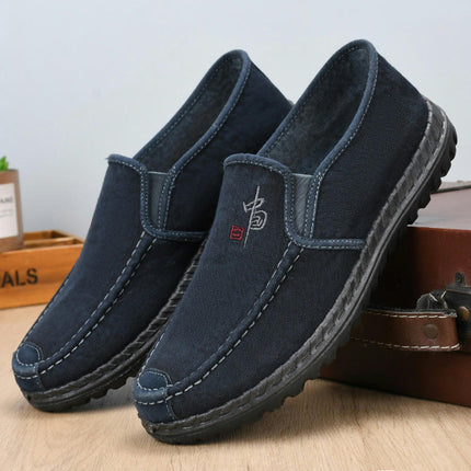 Men Breathable Lightweight Slip-on Shoes Comfortable Outdoor Casual Stylish Shoes