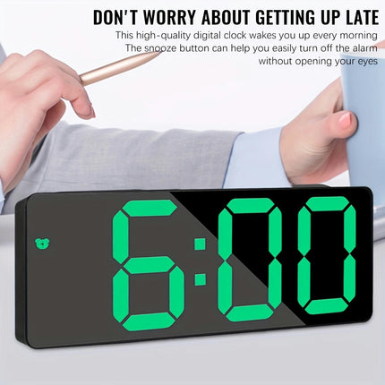 Digital Alarm Clock LED Travel Quiet Alarm Clocks With Snooze Button Brightness Adjustable, Green