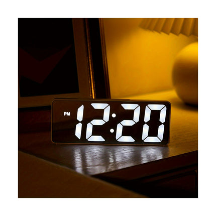 Modern LED Digital Alarm Clock With Mirror Finish USB Powered Desk Clock For Bedroom Decor