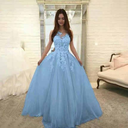 Women's A Line Tulle Beach Wedding Dresses for Bride Floral Lace Appliques V Neck Gowns