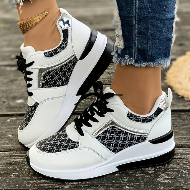 Women's Casual Sneakers - Lightweight, Lace-Up, Non-Slip Rubber Sole for All Seasons