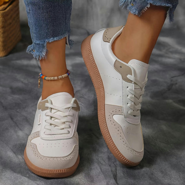 Women's Casual Sneakers-Round Toe, Lace-Up, Flat Sole in Plus Size Autumn Winter Sports Shoes