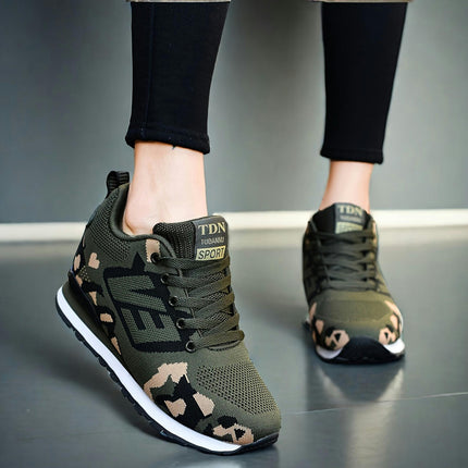 Women's Camouflage Pattern Sneakers, Casual Lace Up Outdoor Shoes, Comfortable Low Top Running Shoes