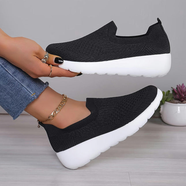 Women's Slip-On Walking Shoes, Breathable Mesh Lightweight Comfortable Sneakers for Daily Wear