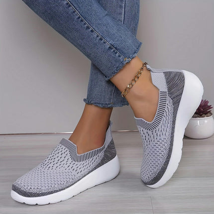 Women's Slip-On Walking Shoes, Breathable Mesh Lightweight Comfortable Sneakers for Daily Wear