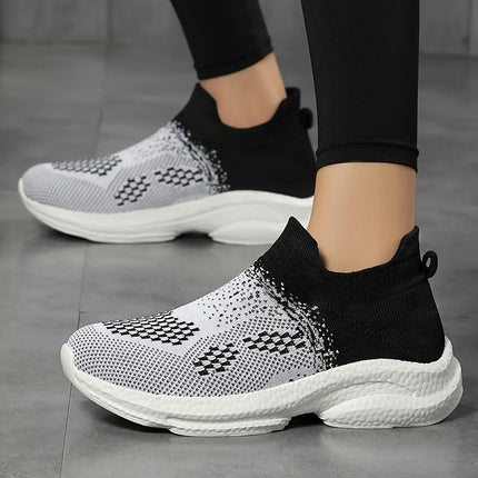 Women's Outdoor Slip-on Lightweight Sneakers, Comfortable Soft Running Shoes Breathable Socks Shoes