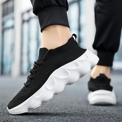 A Pair Of Men's Sports And Leisure Jogging Shoes, Breathable And Comfortable Thickened Outsole