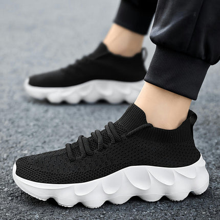 A Pair Of Men's Sports And Leisure Jogging Shoes, Breathable And Comfortable Thickened Outsole