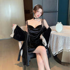 Black suspender+robe (golden velvet)