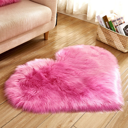 Faux Wool Sheepskin Heart Rug, Fluffy Area Rug Seat Cushion, Non-Slip Yoga Rug for Living Room Bedroom Sofa Floor Rugs