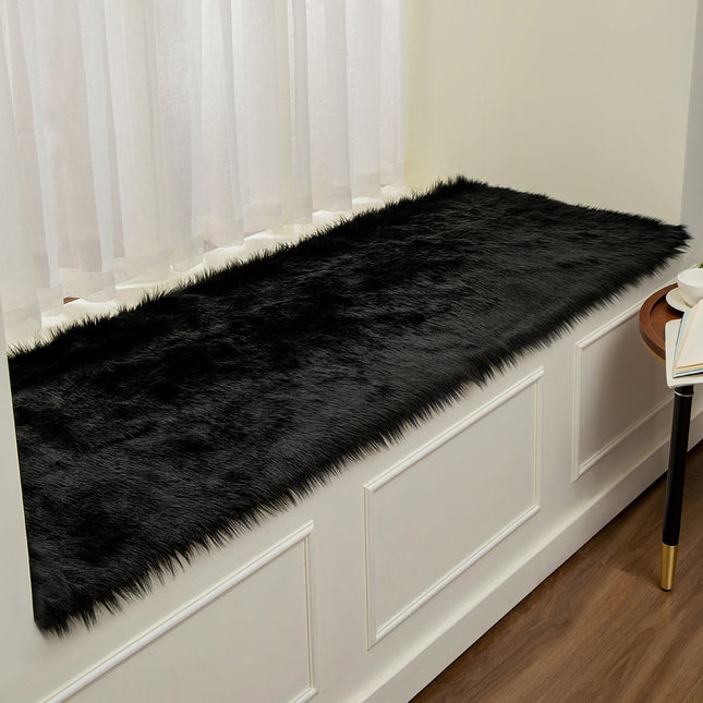 Faux Fur Plush Cushion Fluffy Area Rug,Super soft Non-Slip Bedroom Rug  Used for Bedroom Balcony Windows, Home Decoration